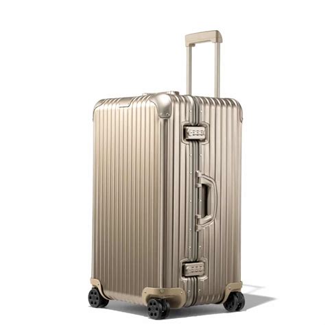 rimowa reviews.